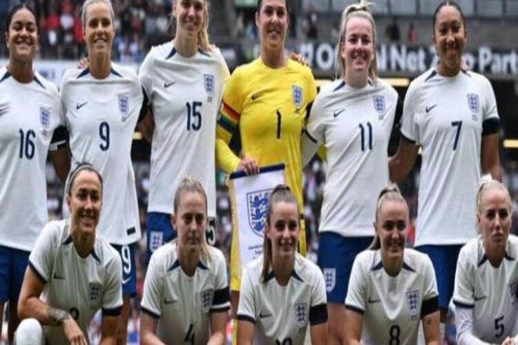 ฟุตบอลโลกหญิง 2023: อังกฤษจะหยุดการพูดคุยเรื่องโบนัสจนกว่าจะถึงหลังฟุตบอลโลก